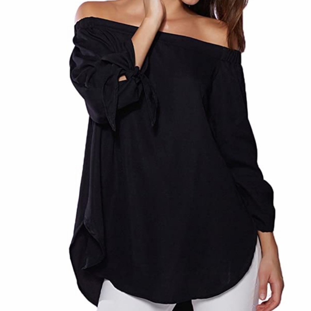 just quella Women's Off The Shoulder Top